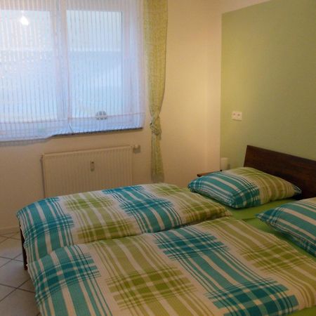 Ferienwohnung Knobloch Wahlheim Bagian luar foto